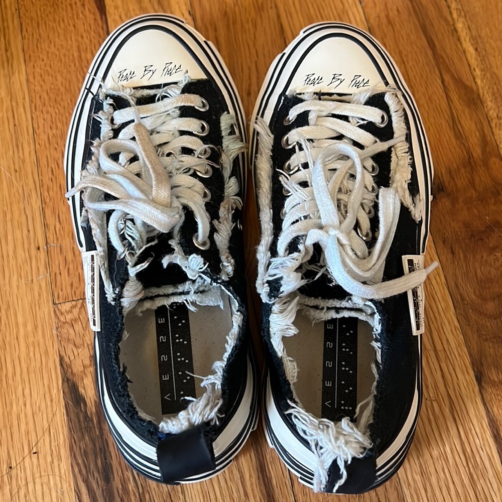 xVessel shoes